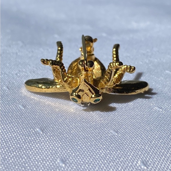 Vintage Joan Rivers Signed Bee Brooch Pin Gold Tone Clear Rhinestone Green Eyes - Picture 7 of 14